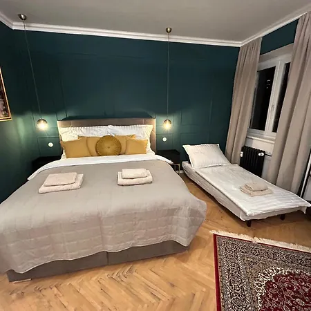 Mileticova Apartment- Quiet And Cozy