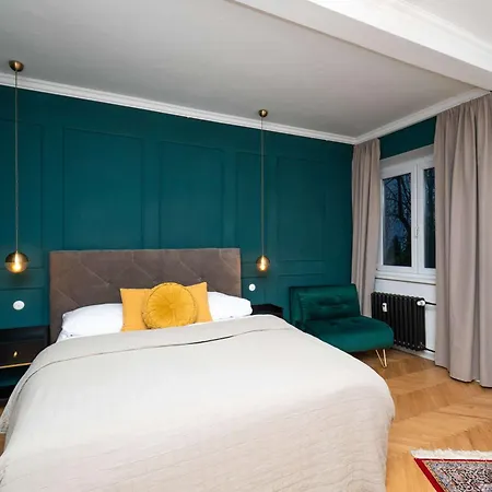 Πανδοχείο Emerald Boutique & Comfort *