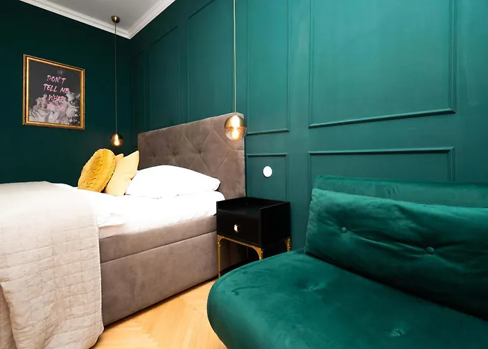 Emerald Boutique & Comfort אורחן ברטיסלאבה